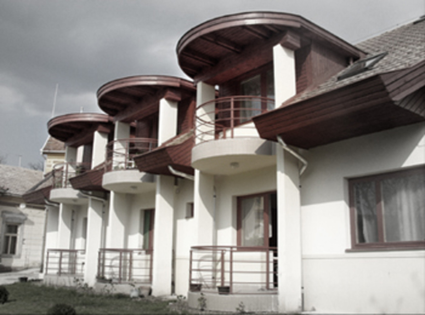 Idősek Otthona, Ózd-Susa