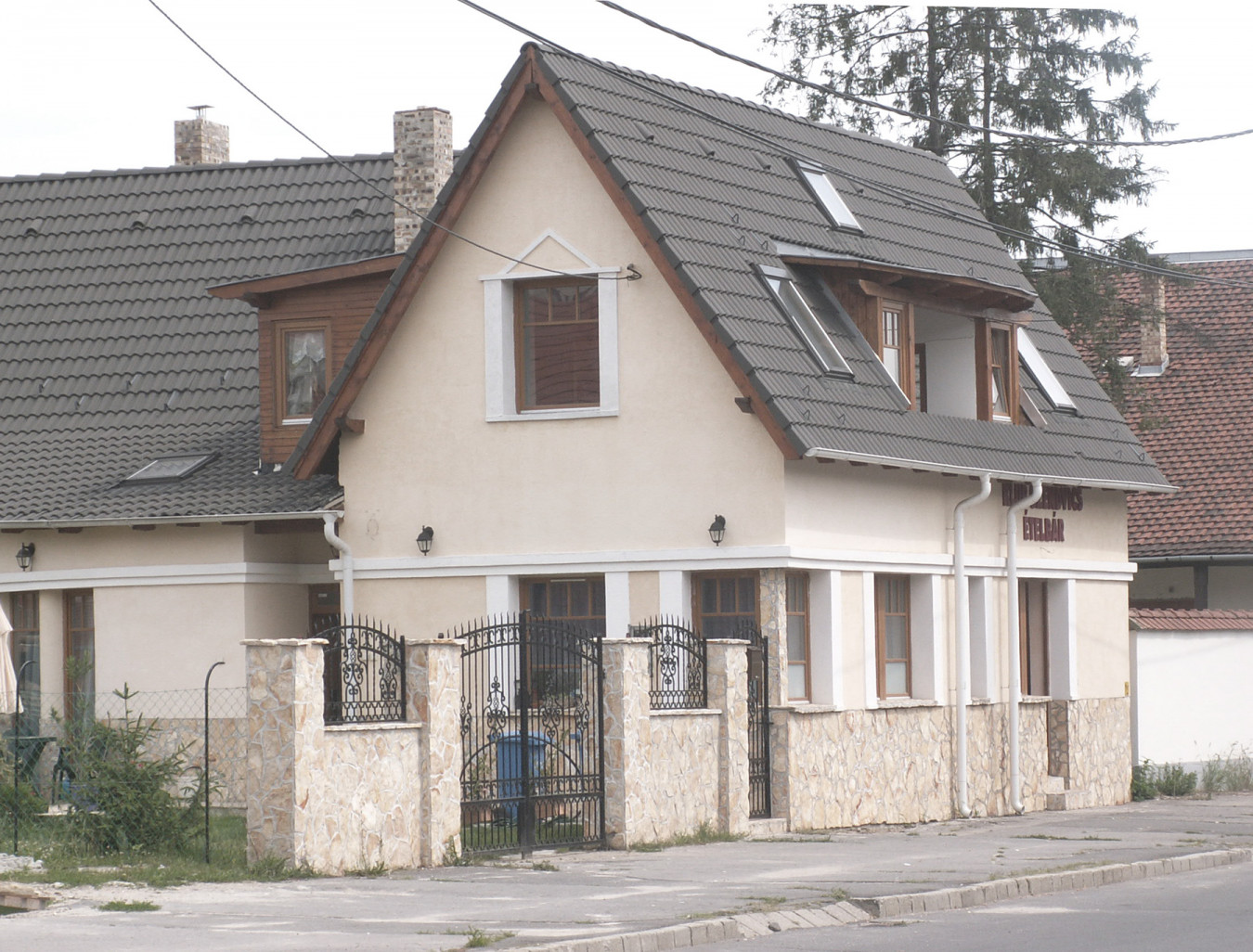 Családi ház, Miskolc-Diósgyőr