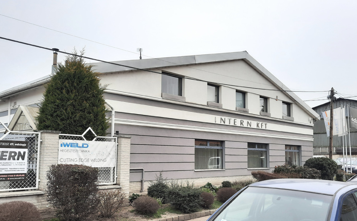 Meglévő csarnoképület átépítése, Miskolc
